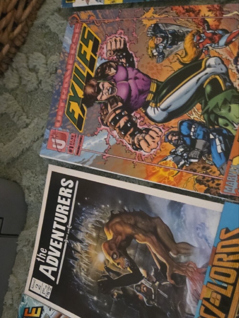 Assorted Comic Book Collection - Colorful Superhero Covers - Picture 8 of 9